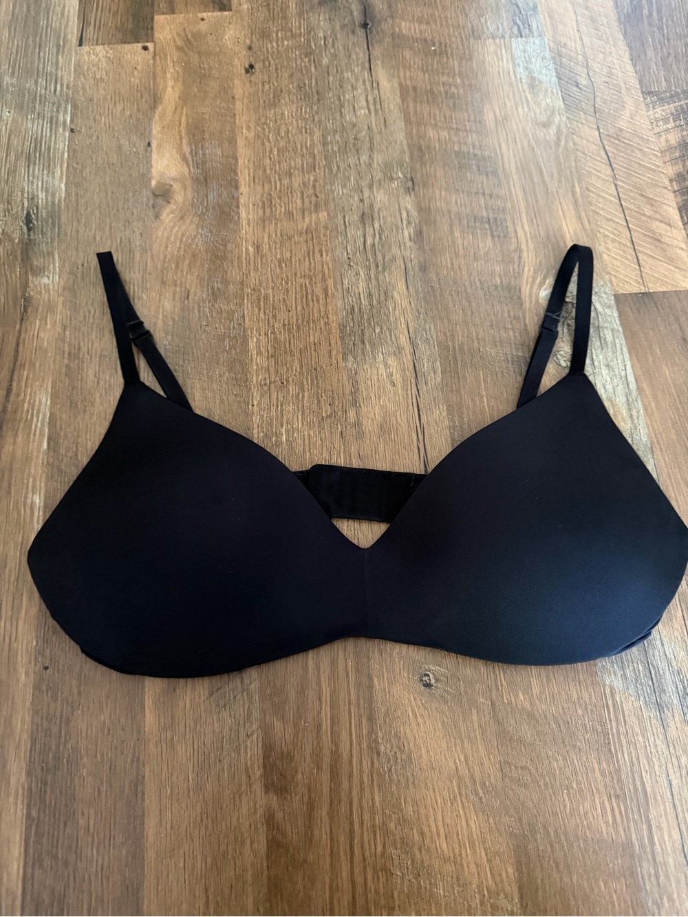NWOT* Black SKIMS Unlined Push-Up Bra- Size 38 C
